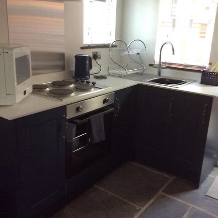 Tremeer Cottage Upper Beeding Экстерьер фото