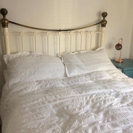 Tremeer Cottage Upper Beeding Экстерьер фото